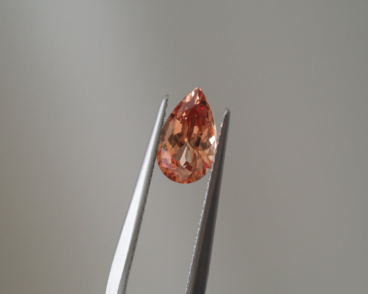 How to Choose a Gemstone: What Should You Look For?