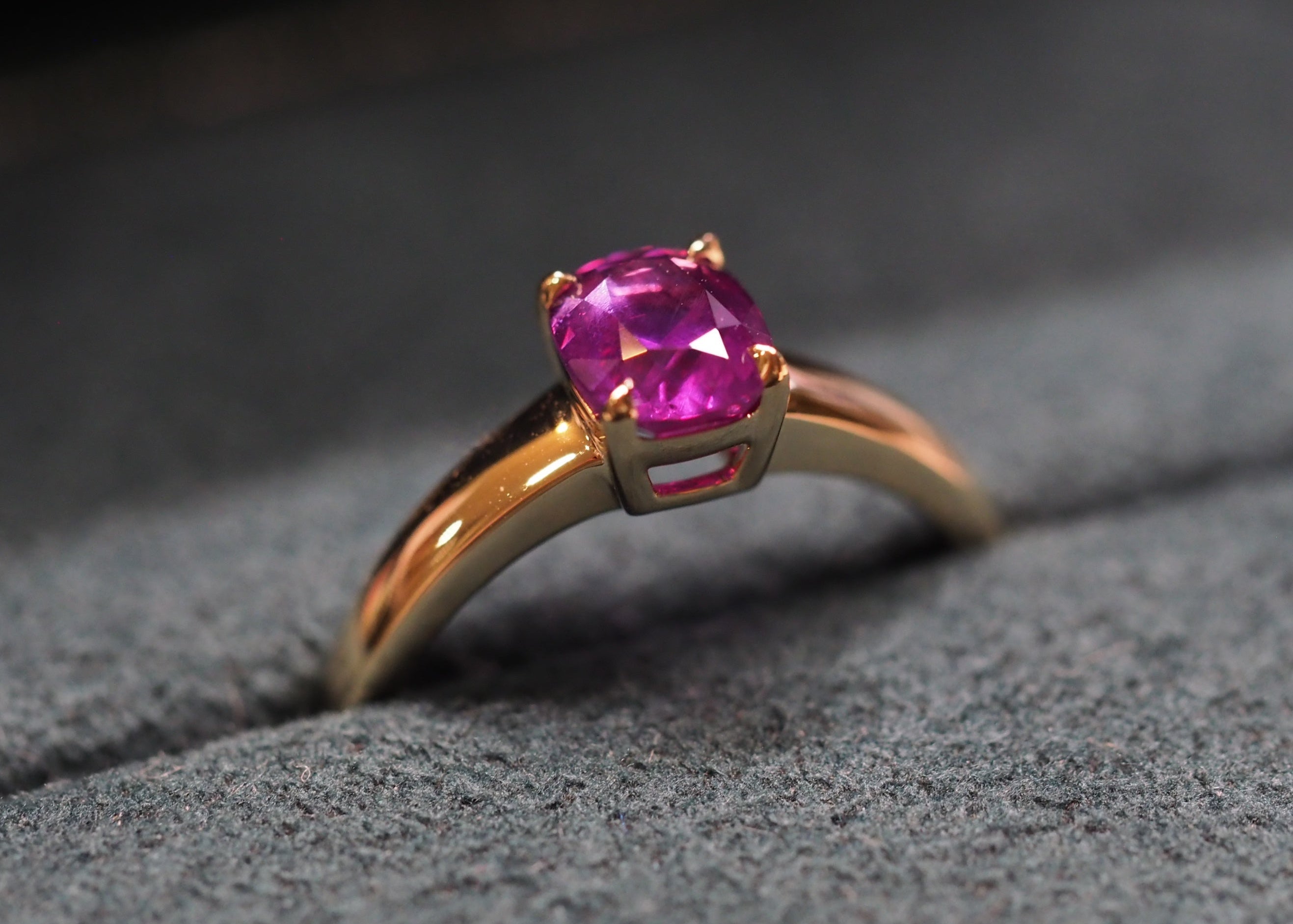 Purple stone ring side